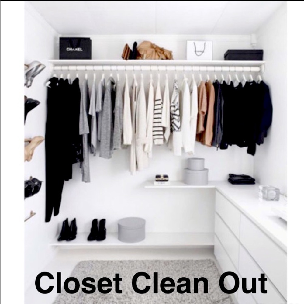 👀15% off  w/ 3 items from my closet👀